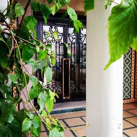 Hotel Ayachi Tunis Exteriér fotografie